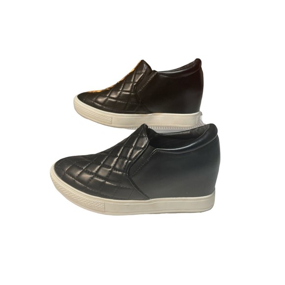 Wanted Hidden-Wedge Sneakers Bushkill Black Tag Says 10 Fits Like 9 - Picture 10 of 16